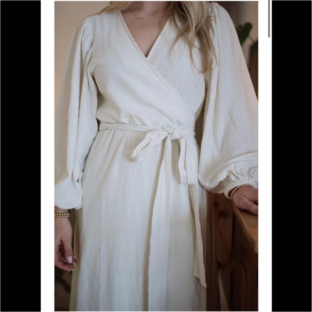 Honeydove Vintage The Everyday Wrap Dress Gown S/M Cream 100% Raw Silk - Picture 4 of 12